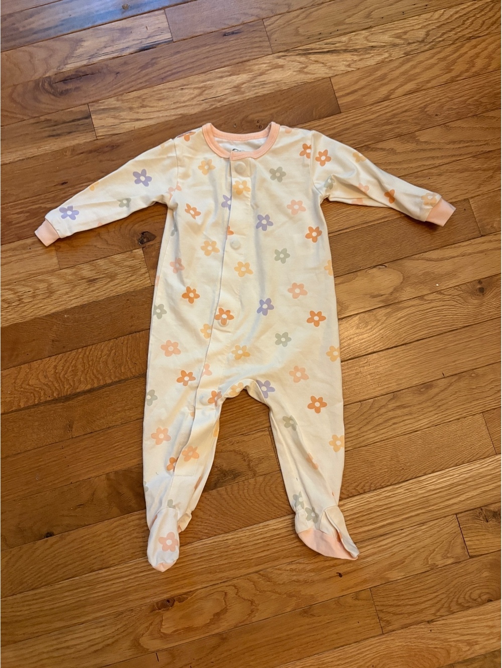 Colle-Colle girls magnetic close footie 6-9m